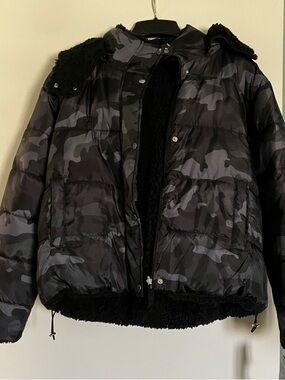 Mossimo Supply Co. Black & Gray Camo Sherpa-Trim Puffer Jacket